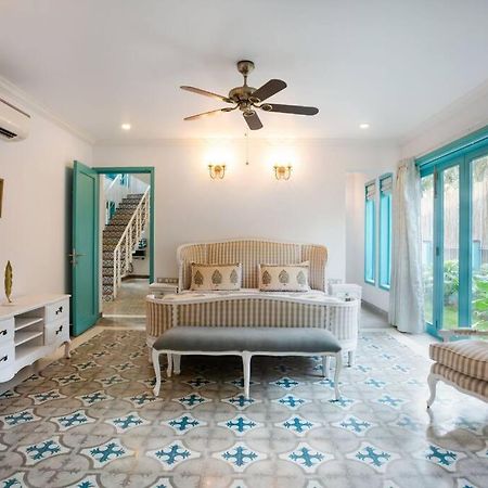 White Banyan Beach Villa, Candolim By The Acacia Villas Dış mekan fotoğraf